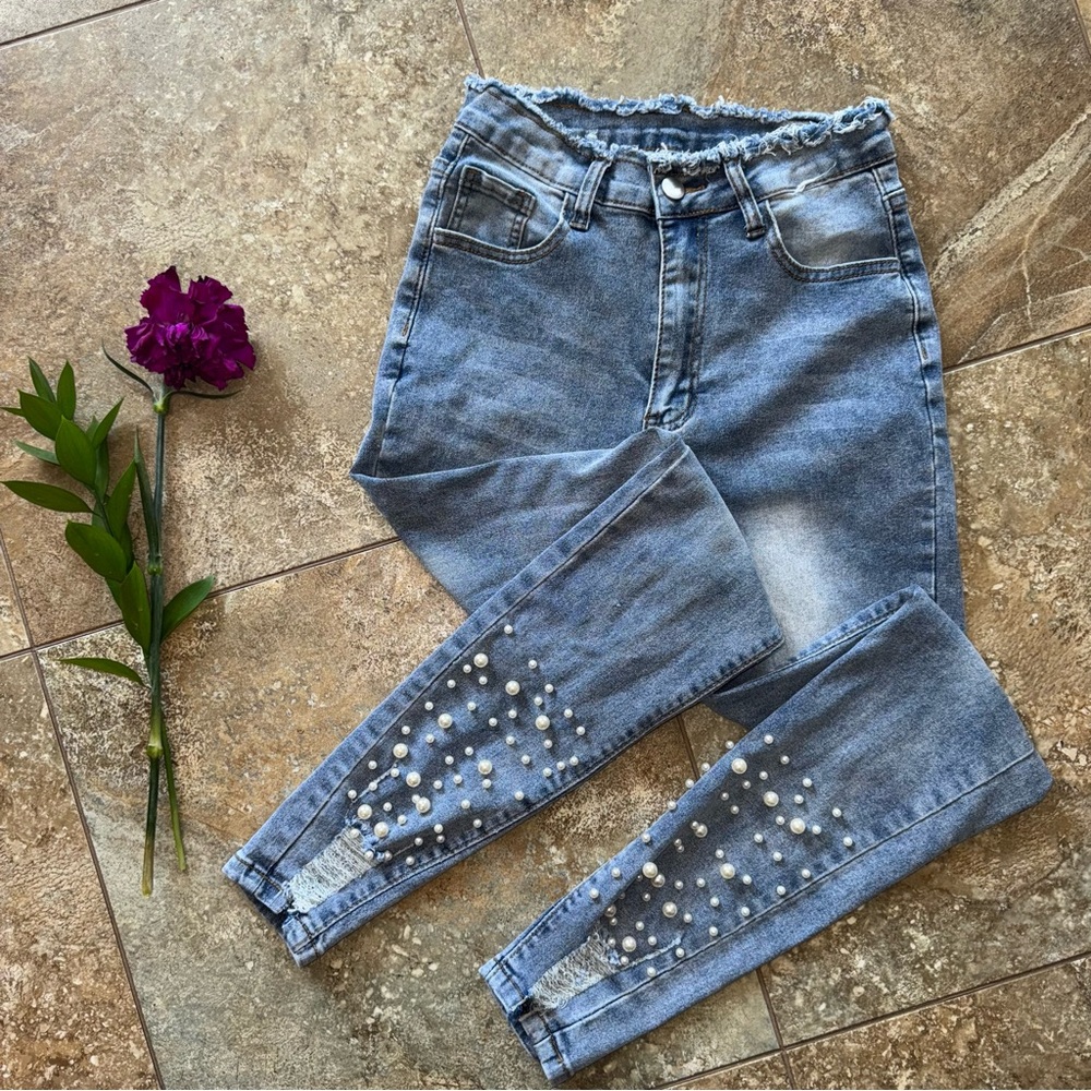Pearl-Embellished Jeans ✨